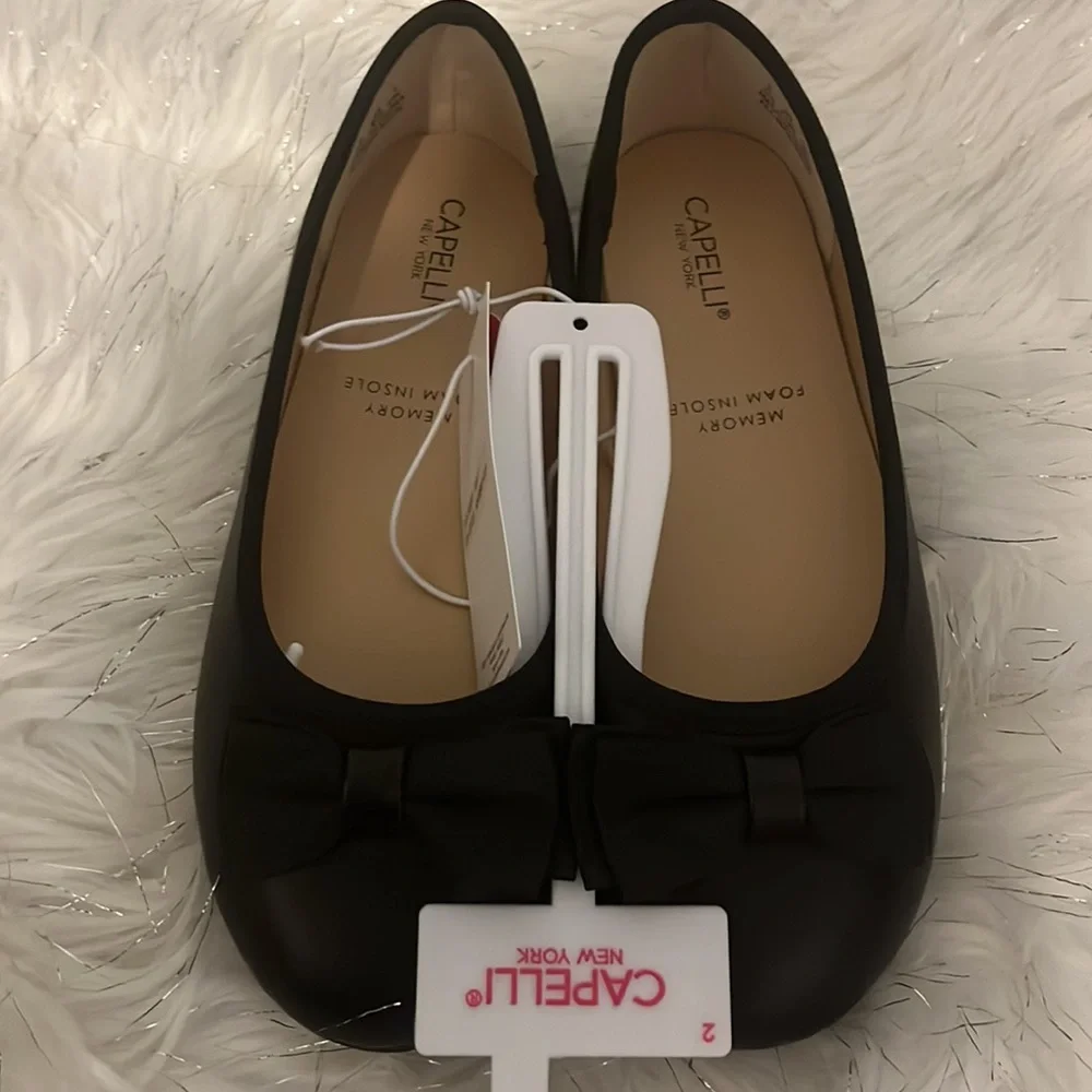🤩FREE when bundled w/ Reg price item Capelli New York ballet shoes size 2